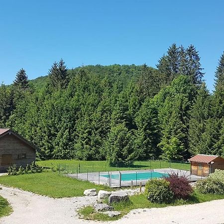 Willa Gite Jura Mina Chalet Au Milieu De La Nature Ney Zewnętrze zdjęcie