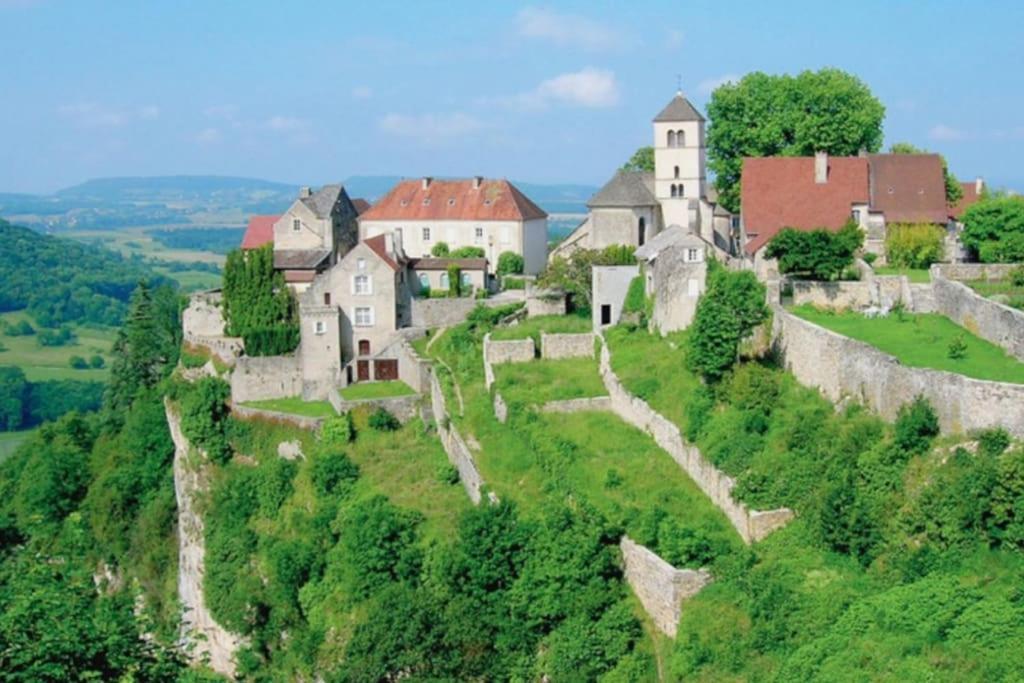 Willa Gite Jura Mina Chalet Au Milieu De La Nature Ney Zewnętrze zdjęcie